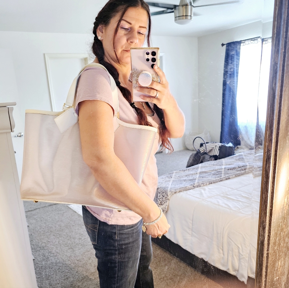 🤍EUC Auth Louis Vuitton Epi Vinyl & White Leather Plage Lagoon Bay Tote🤍 - Picture 14 of 15